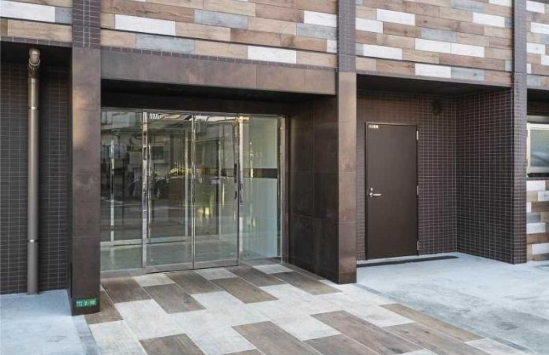 PREMIUM CUBE世田谷♯mo 　築浅　ペット相談　ネット無料のエントランス