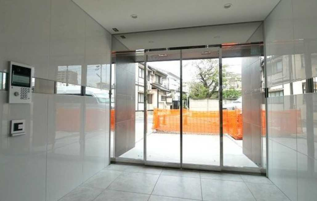 PREMIUM CUBE世田谷♯mo 　築浅　ペット相談　ネット無料のロビー