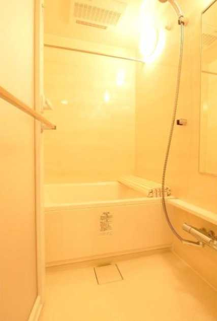 PREMIUM CUBE世田谷♯mo 　築浅　ペット相談　ネット無料の浴室