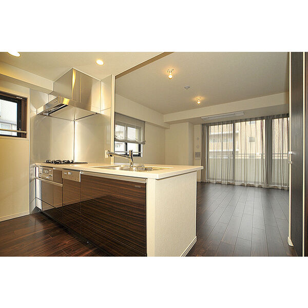 ブランシエラ二条城の居間・リビング