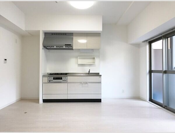 セレブレイト葵の居間・リビング