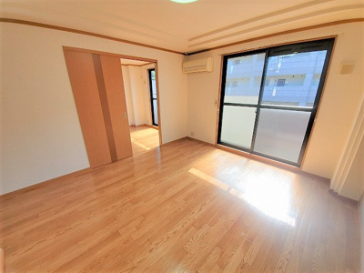 【居間・リビング】 | トウケンコーポ桜井南