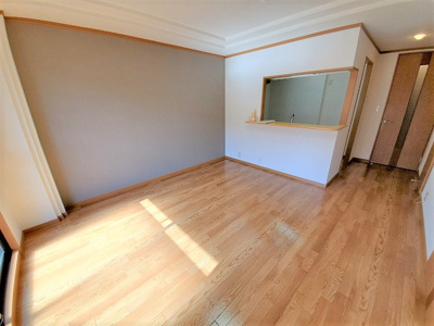 【居間・リビング】 | トウケンコーポ桜井南