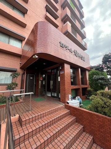 セザール大宮中央公園のエントランス|2025年12月撮影