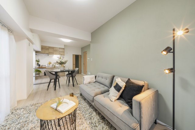 セザール大宮中央公園の居間・リビング