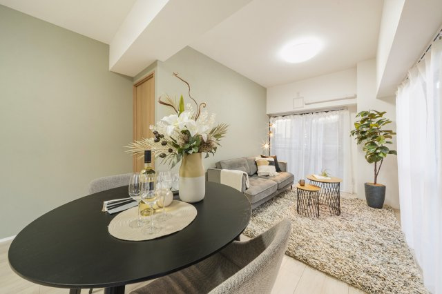 セザール大宮中央公園の居間・リビング