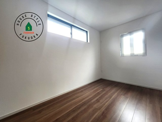 大野城市乙金東1丁目台1-2棟（2号棟）の内観：施工例|穏やかな光が差し込む室内には、穏やかな時間が流れます。