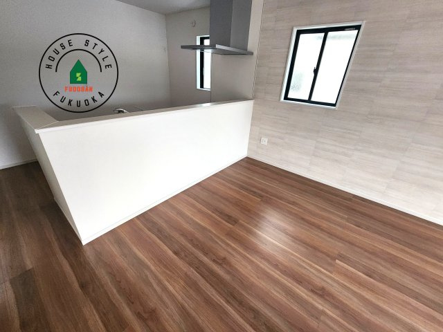 大野城市乙金東1丁目台1-2棟（2号棟）の内観：施工例|会話が弾む場所として居心地の良いリビングです。