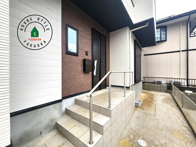 大野城市乙金東1丁目台1-2棟（2号棟）の外観：施工例|おでかけの時も帰った時も、「我が家」を最初に感じでもらえる素敵な空間に。