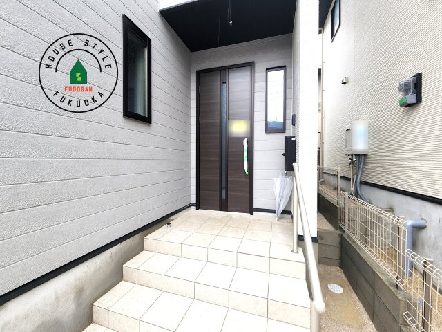 大野城市乙金東1丁目台1-2棟（1号棟）の外観：施工例|おでかけの時も帰った時も、「我が家」を最初に感じでもらえる素敵な空間に。