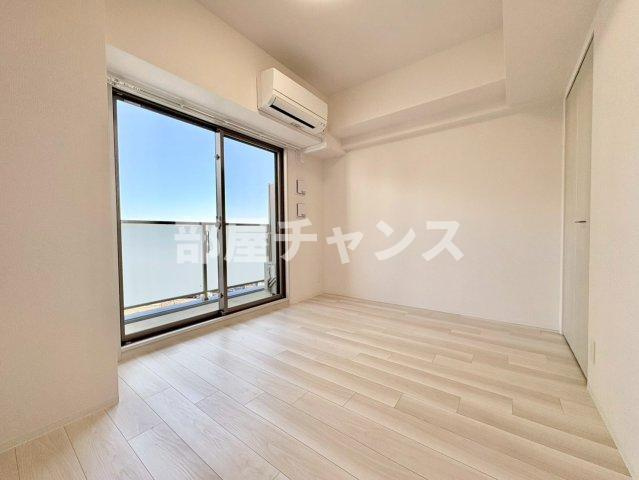 ディアレイシャス東別院Ⅳの居間・リビング