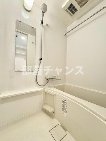 ディアレイシャス東別院Ⅳの浴室