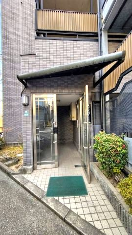 メゾンパーシモンのエントランス