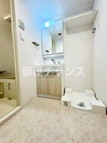 ディアレイシャス東別院Ⅳの独立洗面台