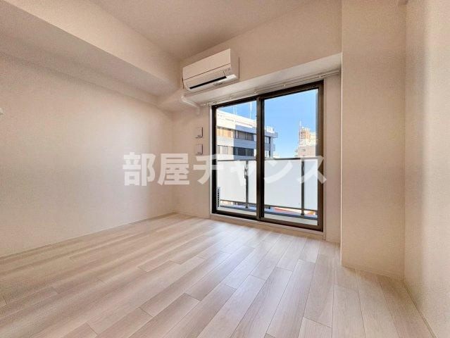 ディアレイシャス東別院Ⅳの居間・リビング