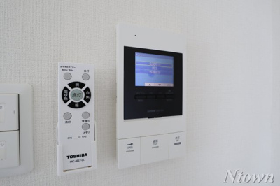 【セキュリティ】 | プレシャス名駅 | モニター付きインターホンです