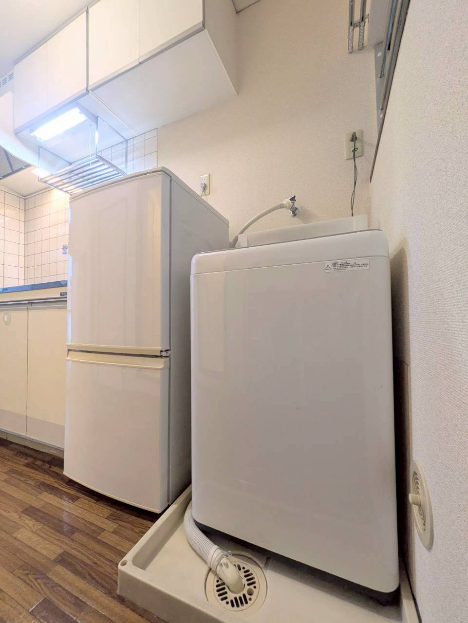フィオレの設備|★冷蔵庫・洗濯機付★（残置物扱い）
