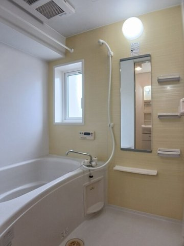 メゾンドフラン　イシカラＢの浴室