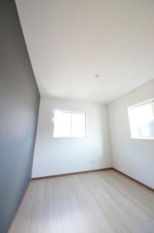 中野6丁目の洋室|全居室収納スペース有、お部屋が広く綺麗に使えます