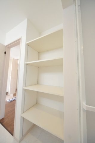 山本九丁目の収納|洗面所に収納スペースがあります