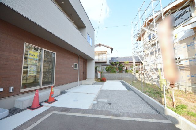 八木八丁目の駐車場|敷地34坪
駐車2台可能です