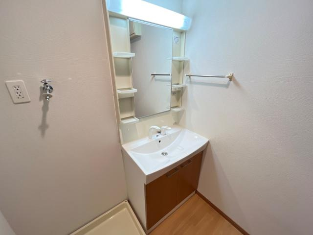 グランドソレイユの独立洗面台|洗髪洗面化粧台