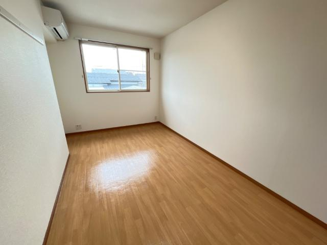 グランドソレイユの洋室|洋室/南側