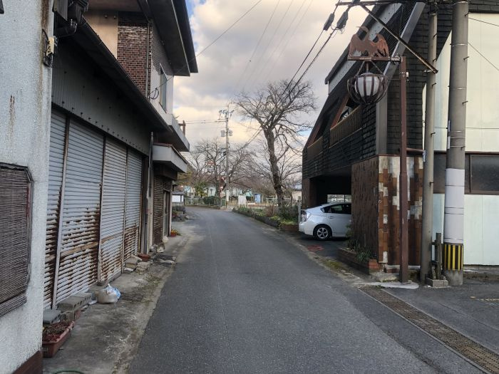 朝倉市杷木志波　売り土地の前面道路含む現地写真|前面道路含む現地写真です