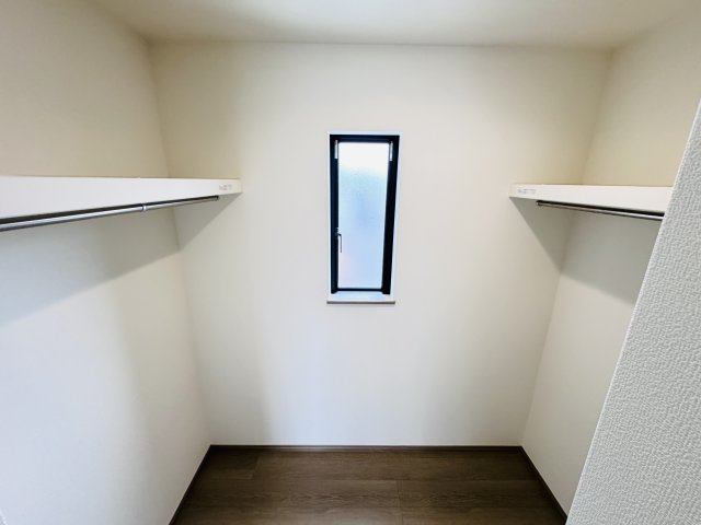 松戸市中和倉新築戸建【八ヶ崎小学校：10分】の収納|7.62帖寝室・ウォークインクローゼット