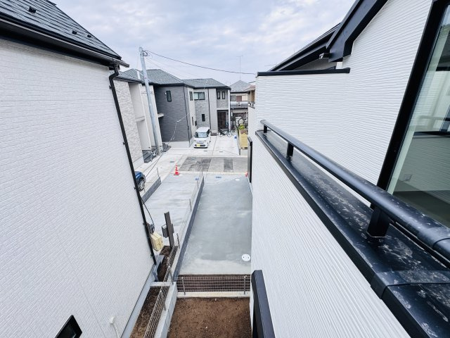 松戸市中和倉新築戸建【八ヶ崎小学校：10分】の展望|バルコニーより道路側眺望