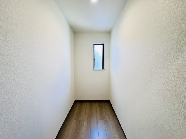 松戸市中和倉新築戸建【八ヶ崎小学校：10分】の洋室|1F2.25帖ストレージルーム