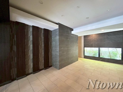 【ロビー】 | プレサンス伏見アーバンベース | 建物の内部です