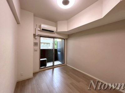 【居間・リビング】 | プレサンス伏見アーバンベース | ゆったりとした居間です