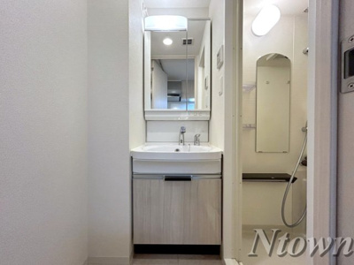 【独立洗面台】 | プレサンス伏見アーバンベース | おしゃれな内装です