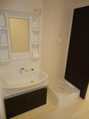 【洗面所】 | ラフィーネA | 洗面