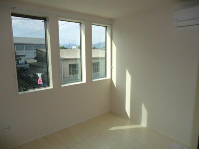 【寝室】 | ラフィーネA | 室内