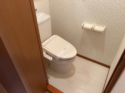 【トイレ】 | サンフォレスト小森野 | シャワー付トイレ