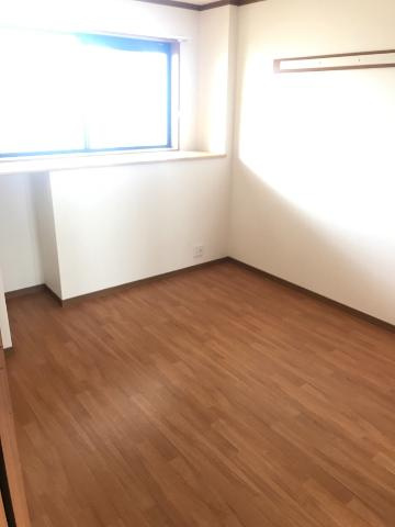 【寝室】 | グリーン　ラティール | 寝室