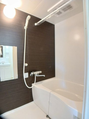 【浴室】 | メープルタウンＡ