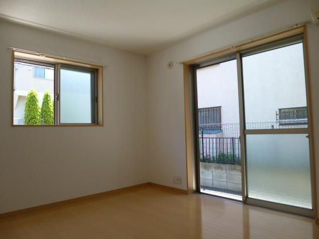 カーサ　ブライト　サンズの居間・リビング