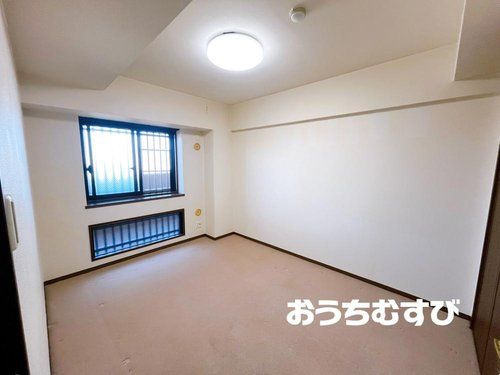 ライオンズガーデン本地ヶ原5階の洋室