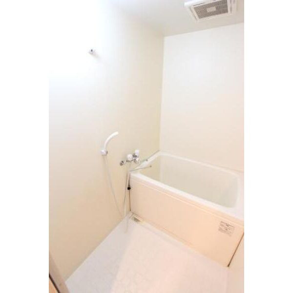 アミザージ波多江の浴室