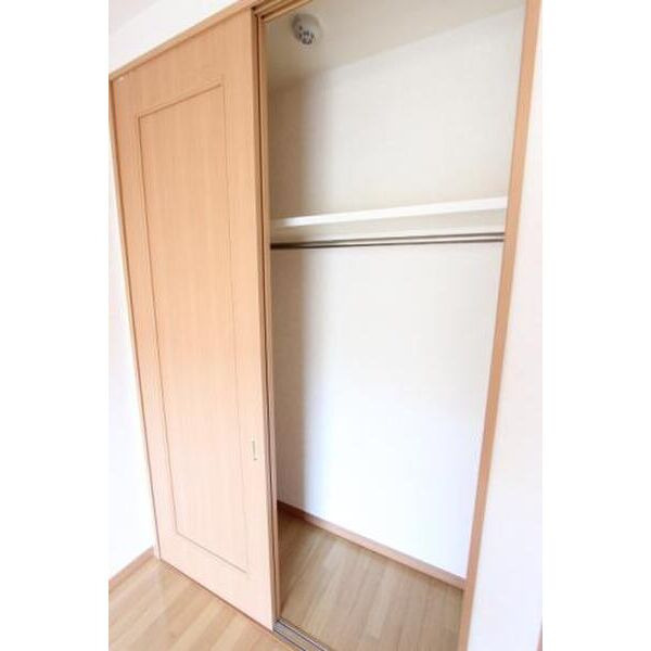 アミザージ波多江の収納