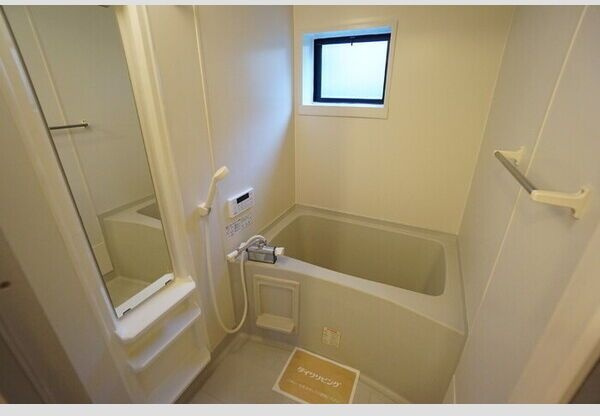 コートハウス岐陽の浴室