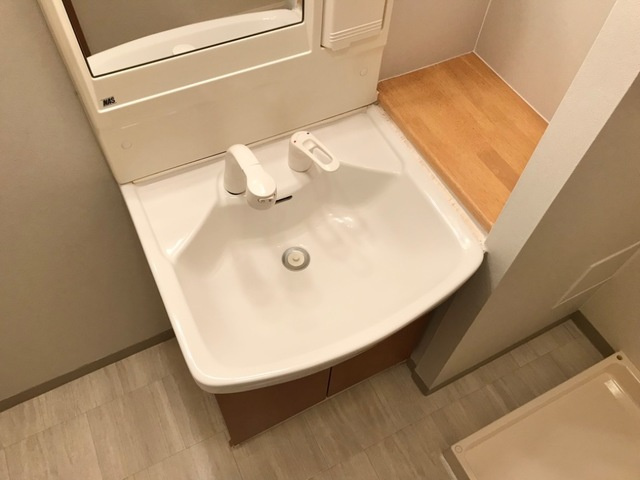 モンシェリカメリアⅢの独立洗面台|洗髪洗面化粧台