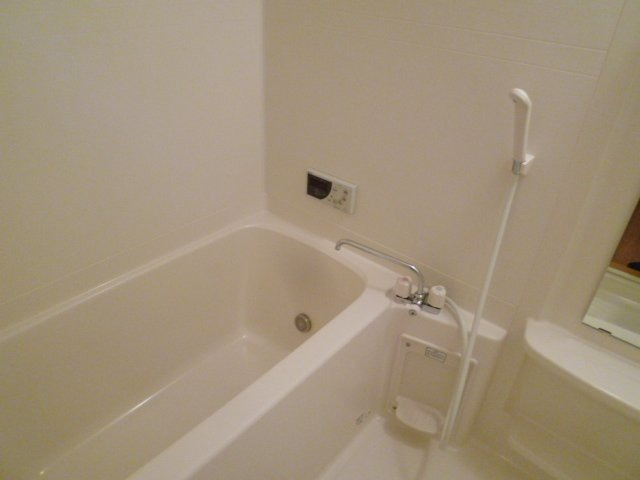 モンシェリカメリアⅢの浴室|バス