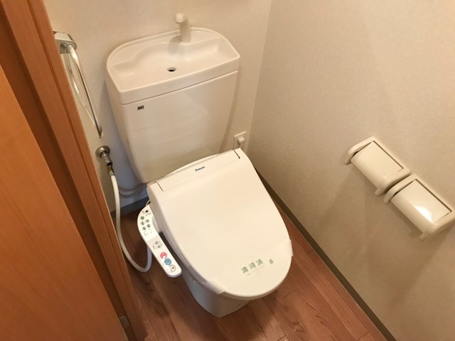 モンシェリカメリアⅢのトイレ|シャワー付トイレ