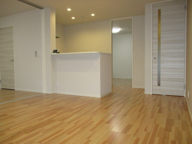 シャーメゾン五位堂の居間・リビング