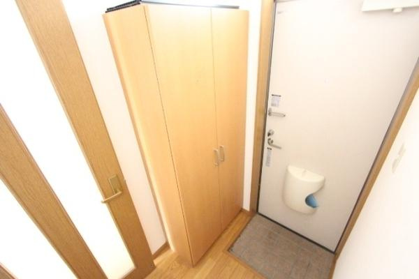 【玄関】 | シャトーナカムラ