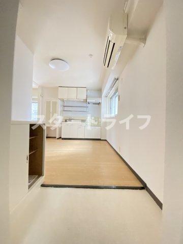 大阪市東淀川区東中島１丁目の賃貸マンションの玄関